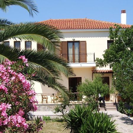 Nadia Apartments Molyvos Kültér fotó